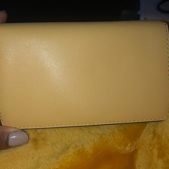 SOLD Michael Kors wallet like new - Picture 3 of 4
